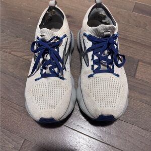 Brooks Glycerin Men's 7.5 Used Sneakers